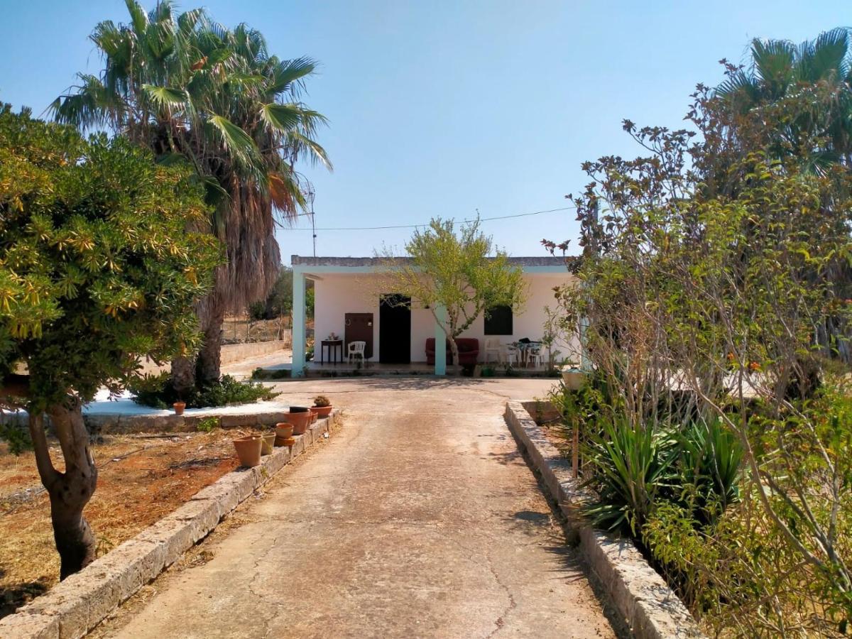Villa Rizzieddru Галатоне Экстерьер фото