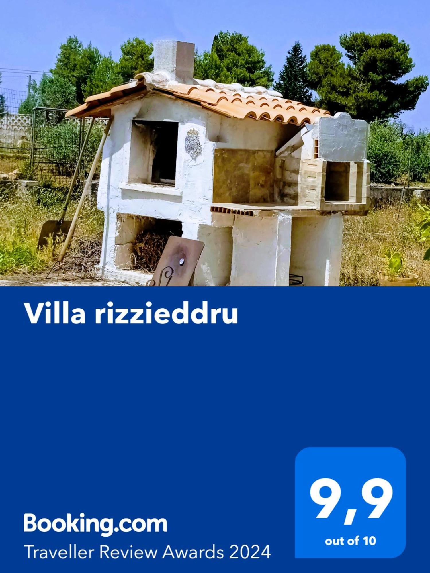 Villa Rizzieddru Галатоне Экстерьер фото